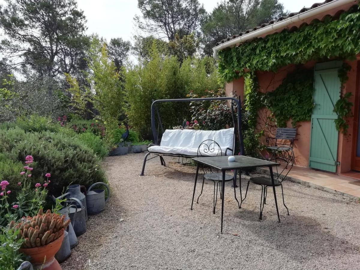 Chambre D'Hote Le Mas Des Romarins Les Arcs-sur-Argens Екстер'єр фото